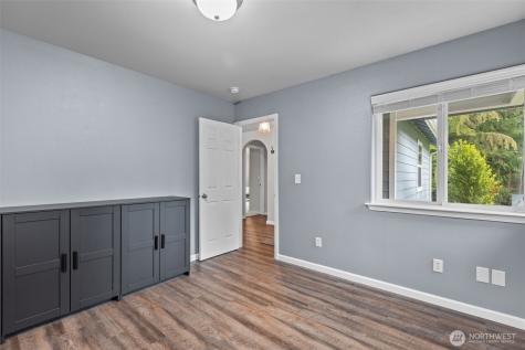 4972 Hawks Nest Lane SW Port Orchard WA 98367