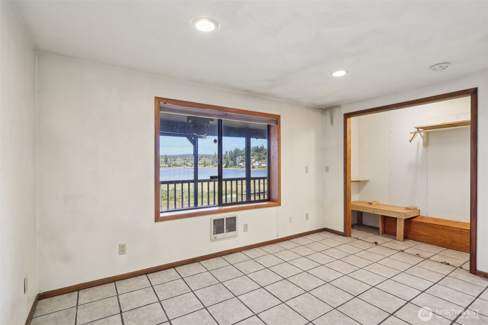 3409 Mission Beach Road Marysville WA 98271