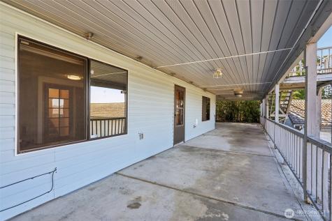 3409 Mission Beach Road Marysville WA 98271