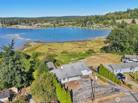 3409 Mission Beach Road Marysville WA 98271