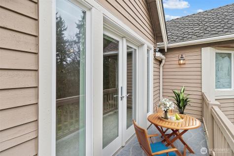 14225 SE 87th Place Newcastle WA 98059