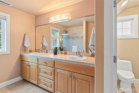 14225 SE 87th Place Newcastle WA 98059