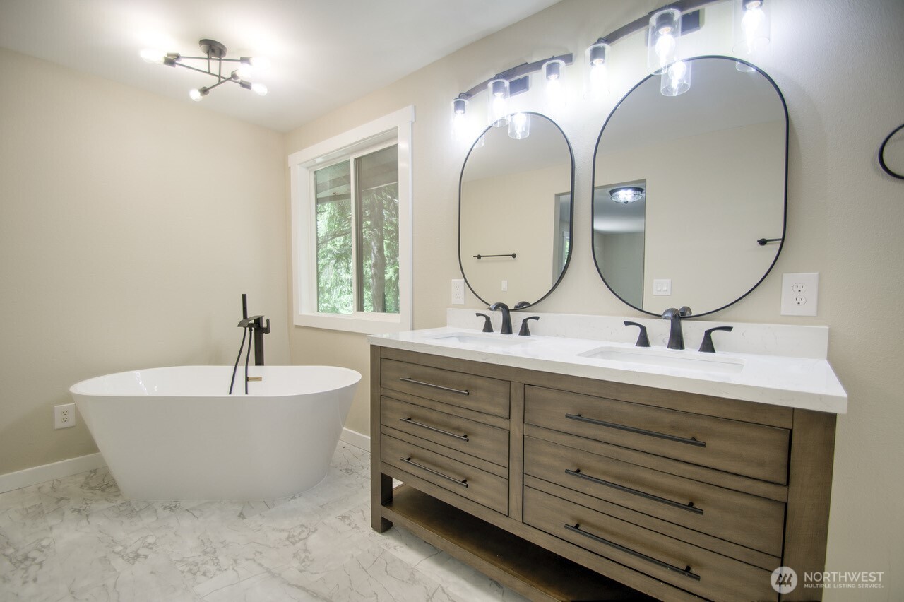 13336 Sunset Heights Lane SE Tenino WA 98589