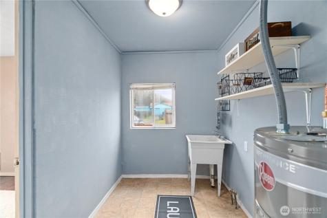 1313 Lincoln Street Hoquiam WA 98550