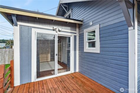 1313 Lincoln Street Hoquiam WA 98550