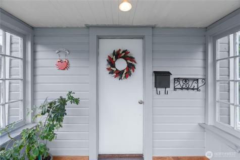 1313 Lincoln Street Hoquiam WA 98550