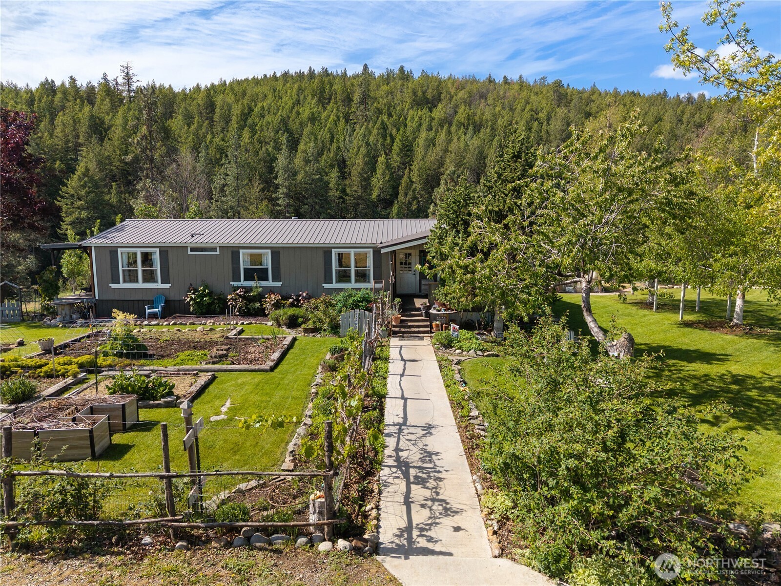 1574 Pine Creek Tonasket WA 98855