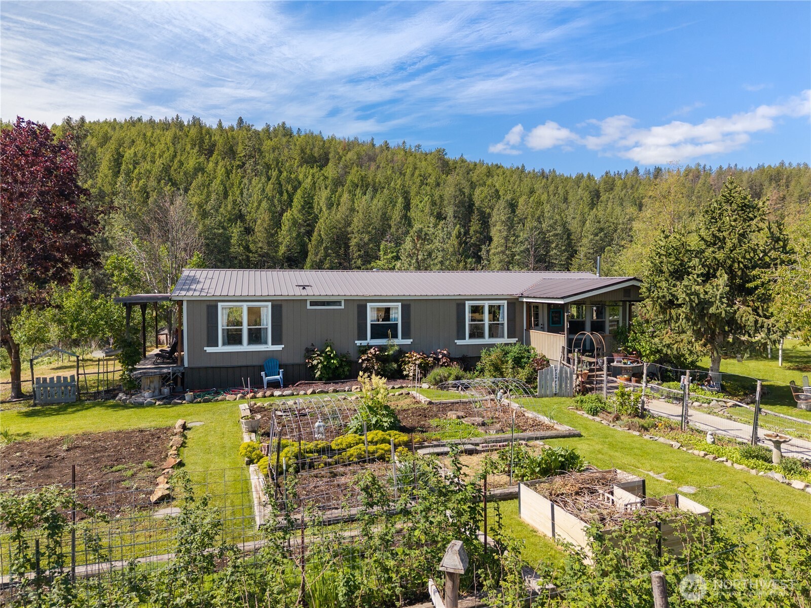 1574 Pine Creek Tonasket WA 98855