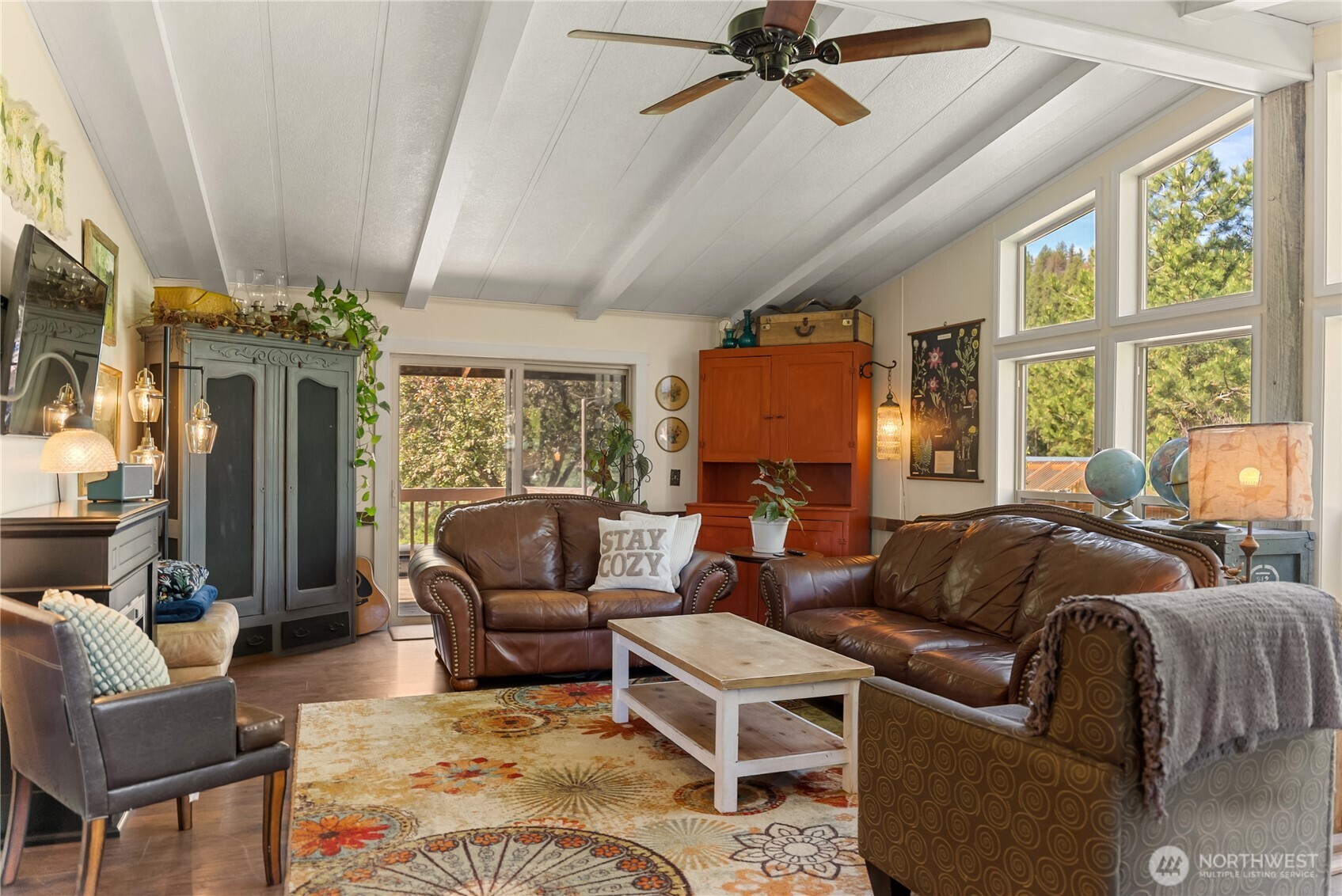 1574 Pine Creek Tonasket WA 98855
