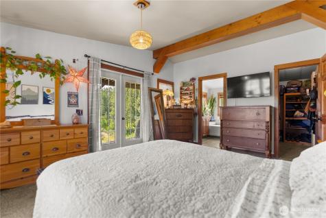 1574 Pine Creek Tonasket WA 98855