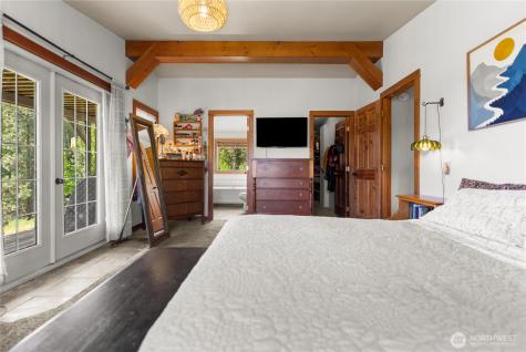 1574 Pine Creek Tonasket WA 98855