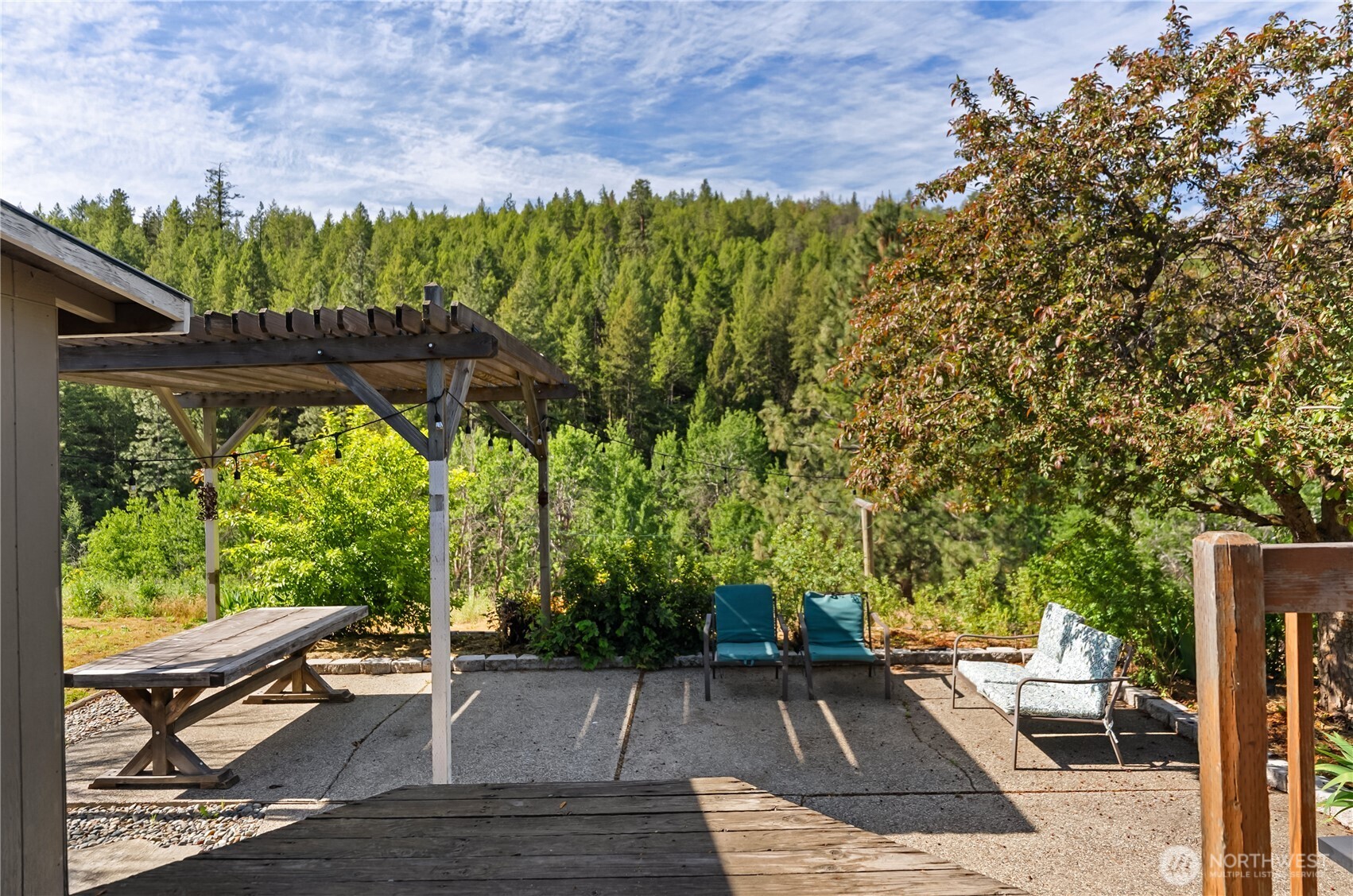 1574 Pine Creek Tonasket WA 98855