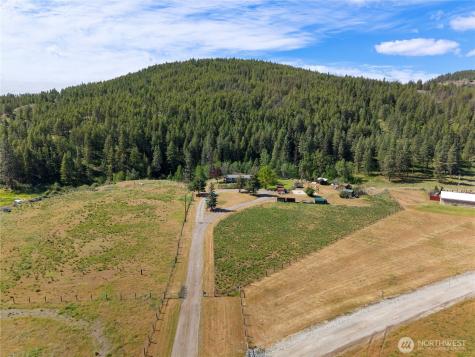 1574 Pine Creek Tonasket WA 98855