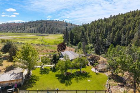 1574 Pine Creek Tonasket WA 98855
