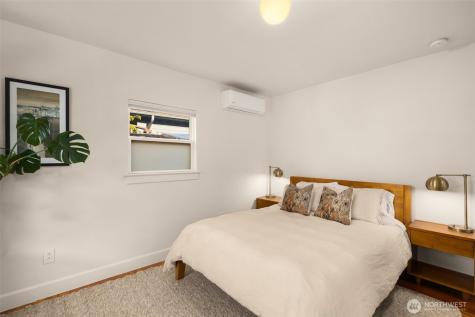4812 S Brandon Street Seattle WA 98118