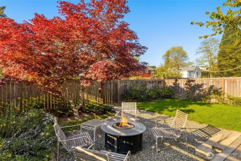 4812 S Brandon Street Seattle WA 98118