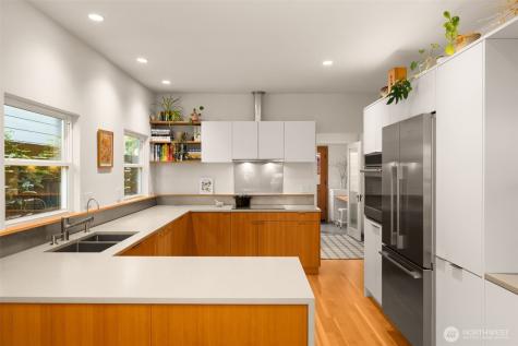 4812 S Brandon Street Seattle WA 98118