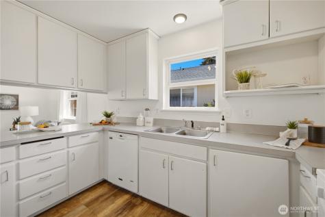 1614 Glass Avenue NE Olympia WA 98506