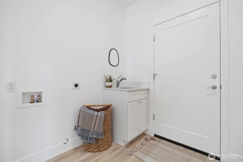 201 N 54th Place Mount Vernon WA 98273