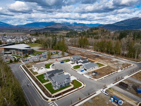 201 N 54th Place Mount Vernon WA 98273