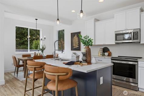 201 N 54th Place Mount Vernon WA 98273