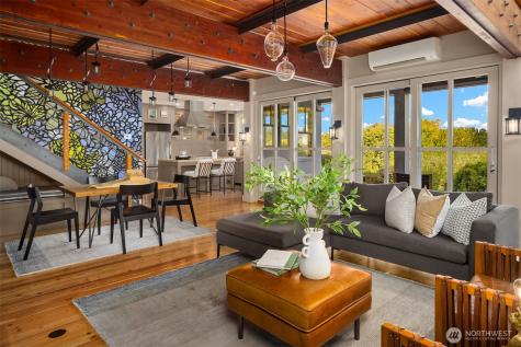 1237 Hawley Way NE Bainbridge Island WA 98110