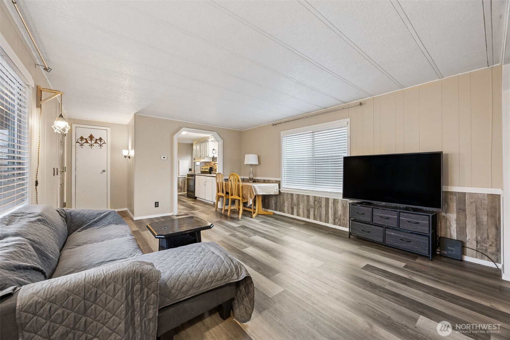 210 37th Street SE Auburn WA 98002