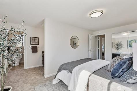 12536 SE 73rd Street Newcastle WA 98056