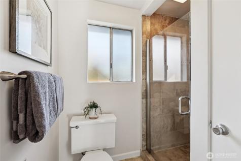 12536 SE 73rd Street Newcastle WA 98056