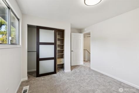 12536 SE 73rd Street Newcastle WA 98056