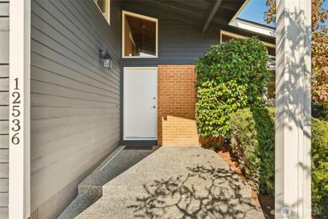 12536 SE 73rd Street Newcastle WA 98056