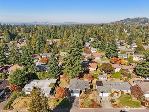 12536 SE 73rd Street Newcastle WA 98056