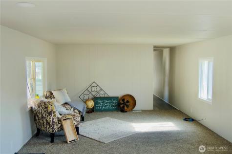 1320 N Oak Harbor Street Oak Harbor WA 98277