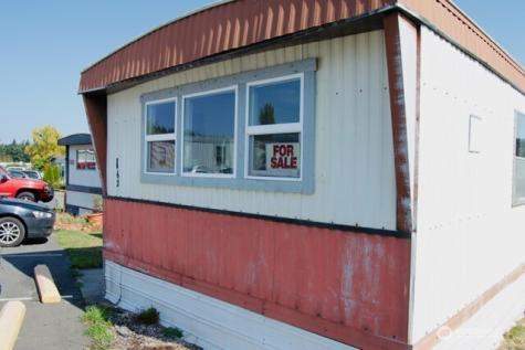 1320 N Oak Harbor Street Oak Harbor WA 98277