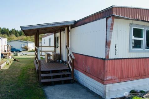 1320 N Oak Harbor Street Oak Harbor WA 98277