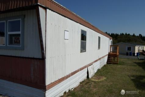 1320 N Oak Harbor Street Oak Harbor WA 98277