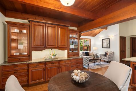 7618 NE Champagne Point Place Kirkland WA 98034