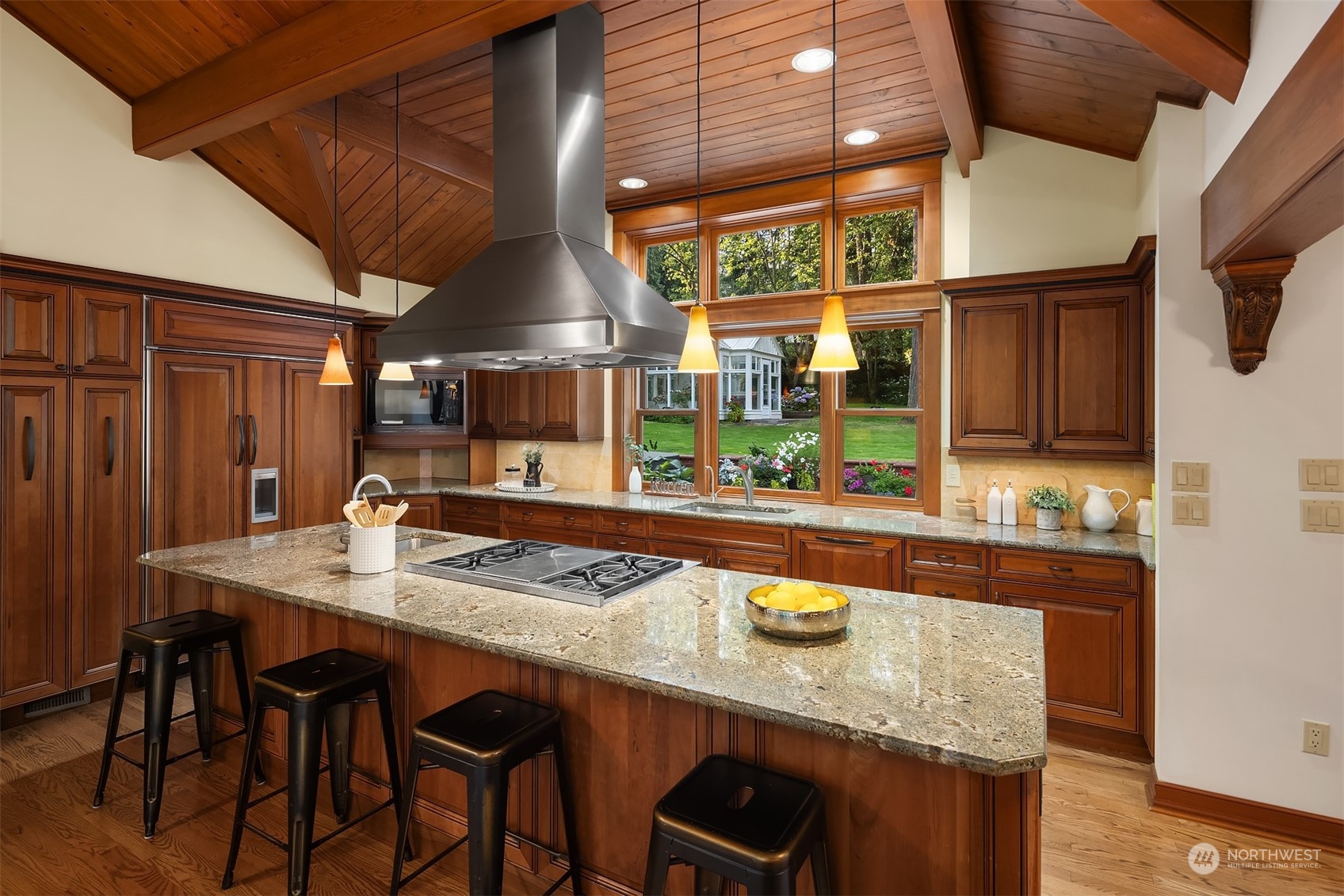 7618 NE Champagne Point Place Kirkland WA 98034
