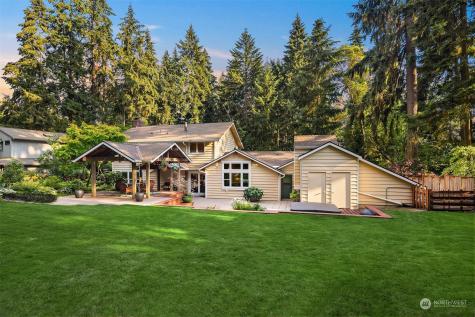 7618 NE Champagne Point Place Kirkland WA 98034
