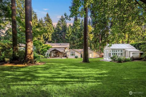 7618 NE Champagne Point Place Kirkland WA 98034