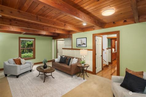7618 NE Champagne Point Place Kirkland WA 98034