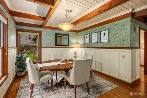 7618 NE Champagne Point Place Kirkland WA 98034