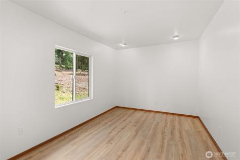 2054 Little Hanaford Road Centralia WA 98531