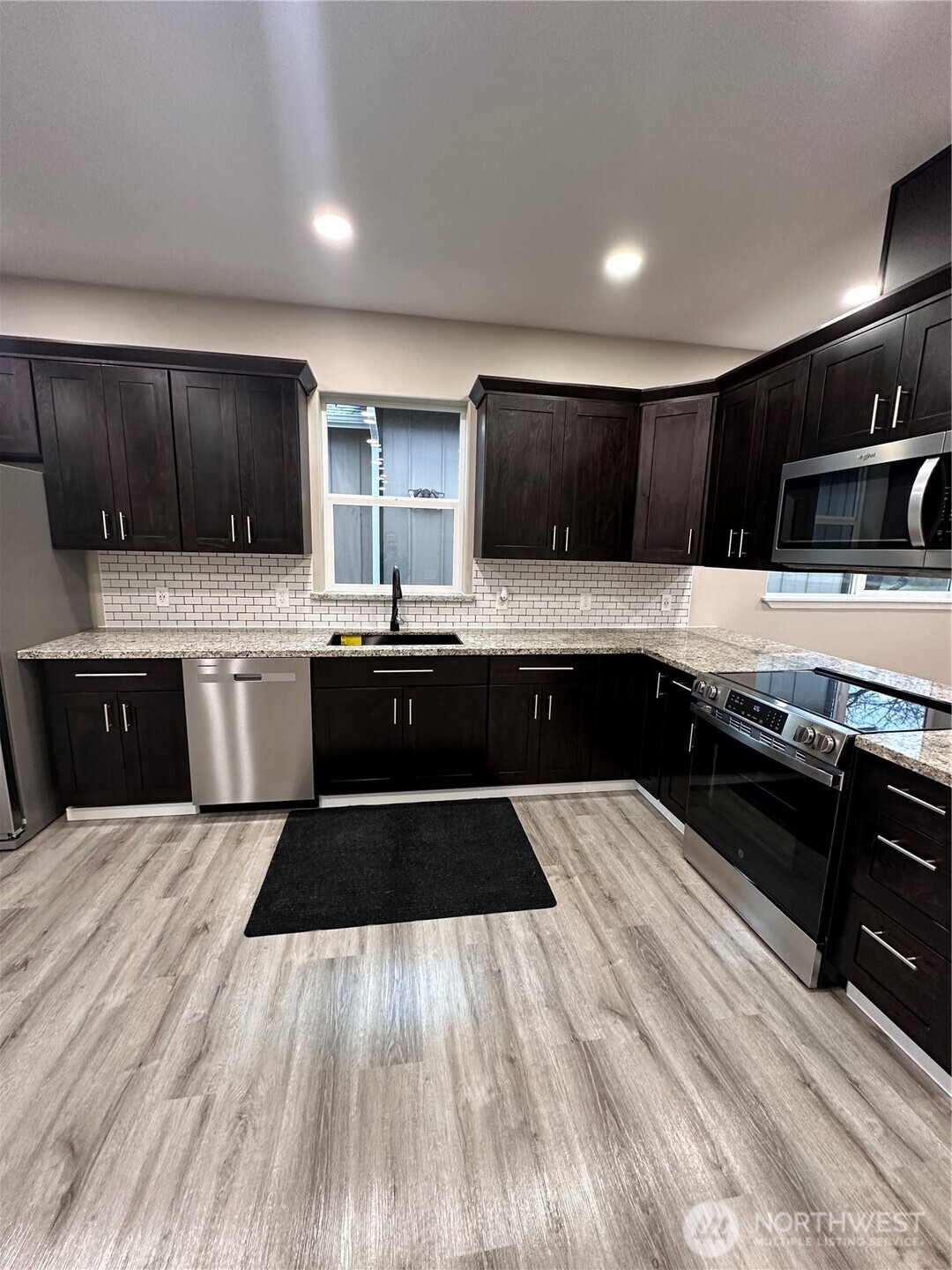 426 E Curtis Aberdeen WA 98520