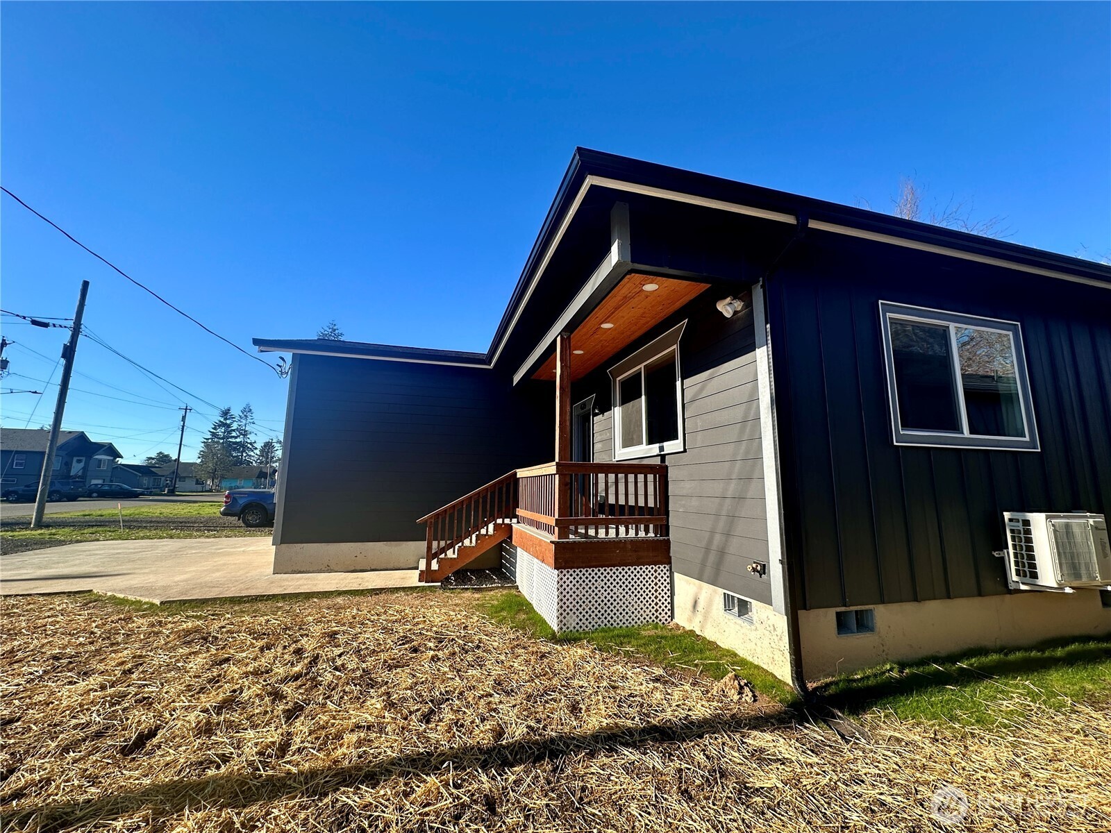 426 E Curtis Aberdeen WA 98520