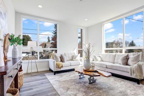 9251 Densmore Avenue N Seattle WA 98103