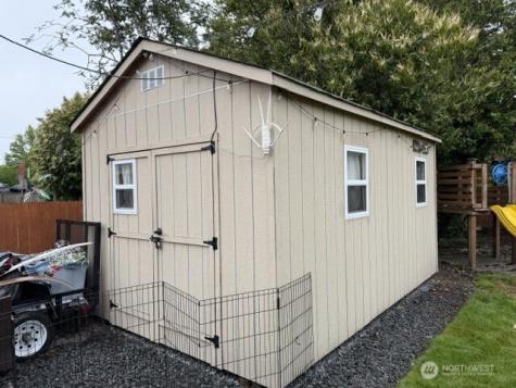 1609 W Pioneer Avenue Puyallup WA 98371