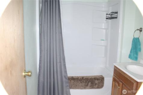 4815 Airway Drive NE Moses Lake WA 98837