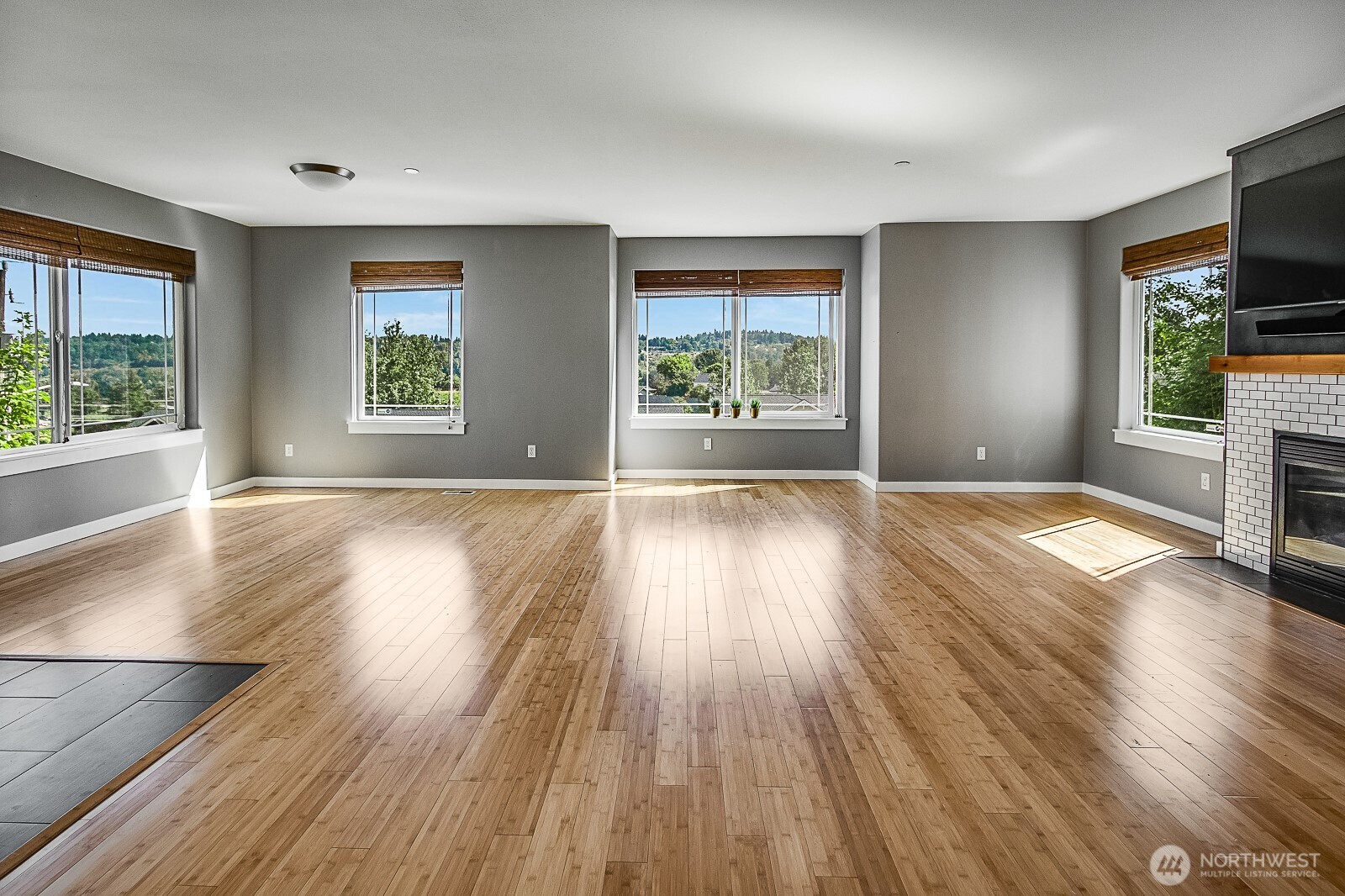 13827 Macadam Road S Tukwila WA 98168