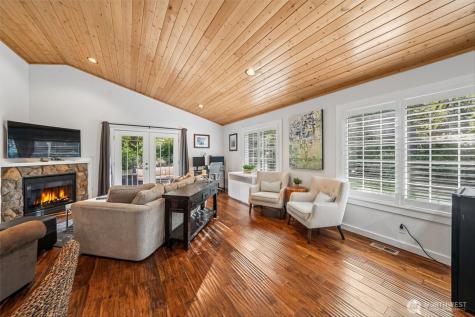 10315 Riviera Drive Anderson Island WA 98303